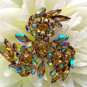 Vintage Sherman Brooch Aurora Borealis Rhinestone Pinwheel Design Signed